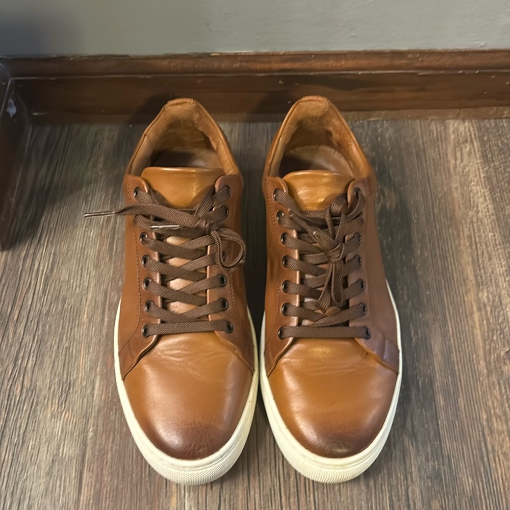 Thursday Boot Company Classic Low Top sneaker. Men’s size 8. Toffee.